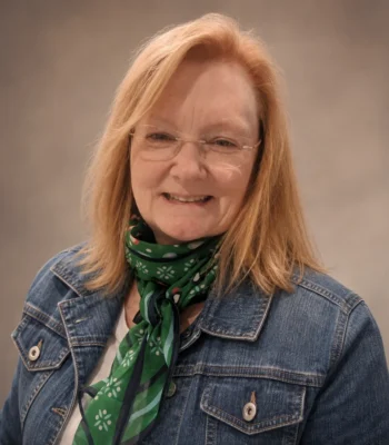 Glenda Murray, Accountant and Office Manager